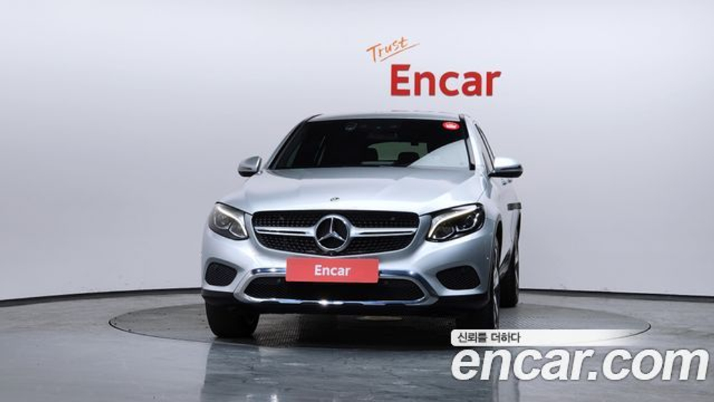 Mercedes-Benz GLC-Class GCL300 4MATIC Coupe — 2019