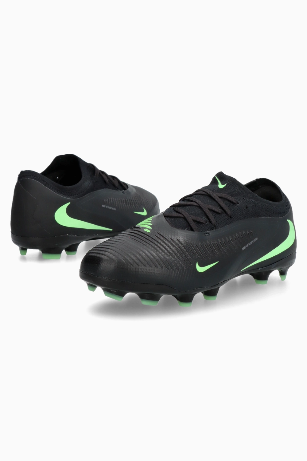 Бутсы Nike Phantom 6 Low Pro FG/MG Junior - черный