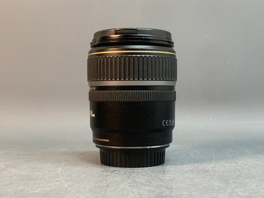 Canon EF-S 17-85mm 4-5.6 IS USM