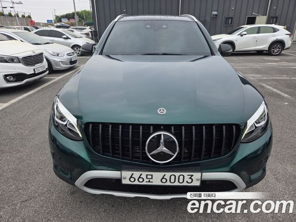 Mercedes-Benz GLC-Class GLC350e 4MATIC Premium — 2019