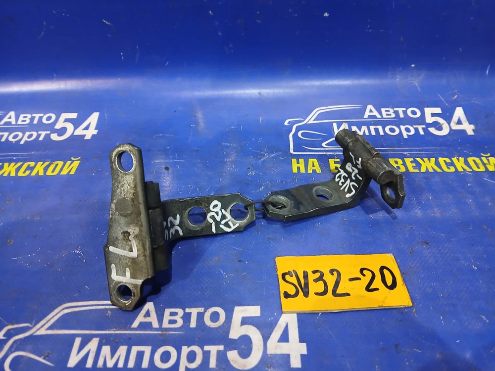 Петля двери передней левой TOYOTA CAMRY 1991