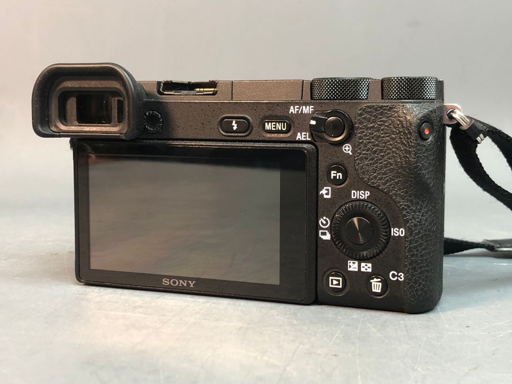 Sony A6500 73.761 Кадров