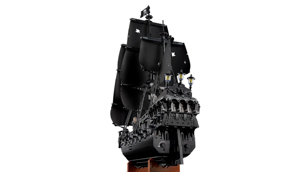 Конструктор LEGO Icons 10365 Пиратский корабль капитана Джека Воробья