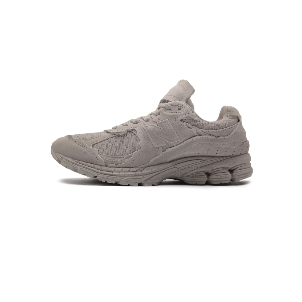 Гипсовая фигура New Balance 2002r by Nikita Trik "Concrete Grey"