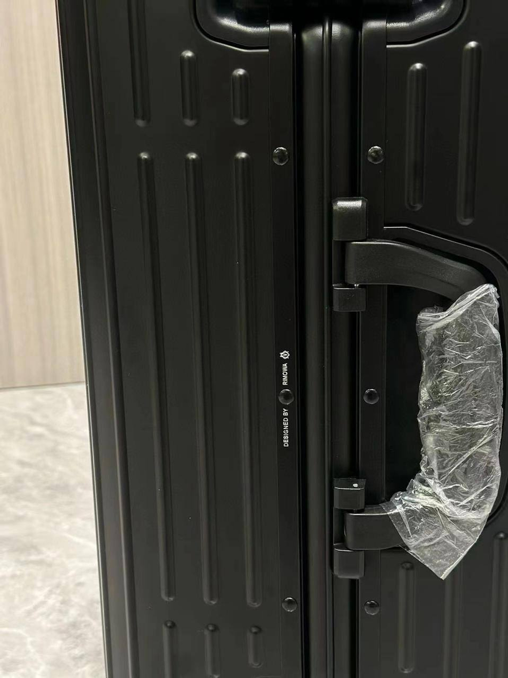 Чемодан Rimowa S