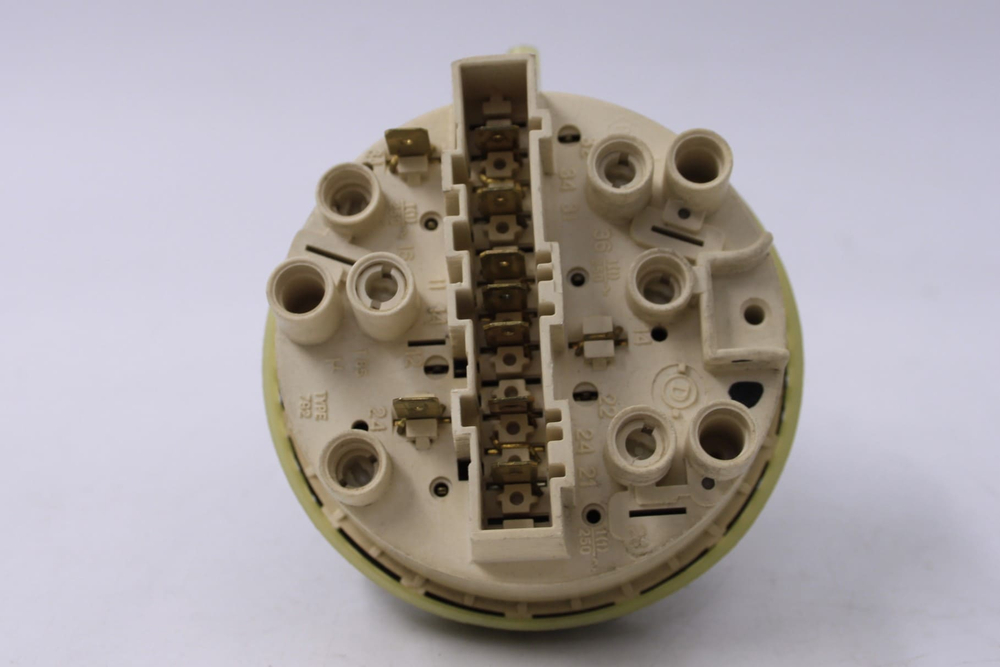 Датчик уровня воды (прессостат) 96-42 -E 644- 016/3937/11 стиральной машины Electrolux, Aeg, Zanussi