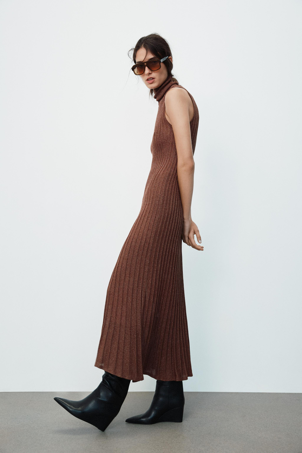 ДЛИННОЕ ПЛАТЬЕ ИЗ ТРИКОТАЖА С БЛЕСТЯЩЕЙ НИТЬЮ — ZARA