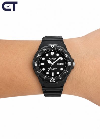 Casio MRW-200H-1B General часы наручные мужские — лёгкие спортивные часы с вращающимся безелем и WR100