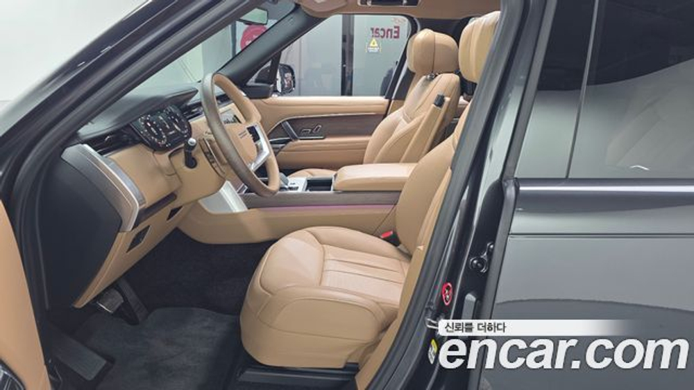 Land Rover Range Rover P530 Autobiography Long Wheel Base — 2026