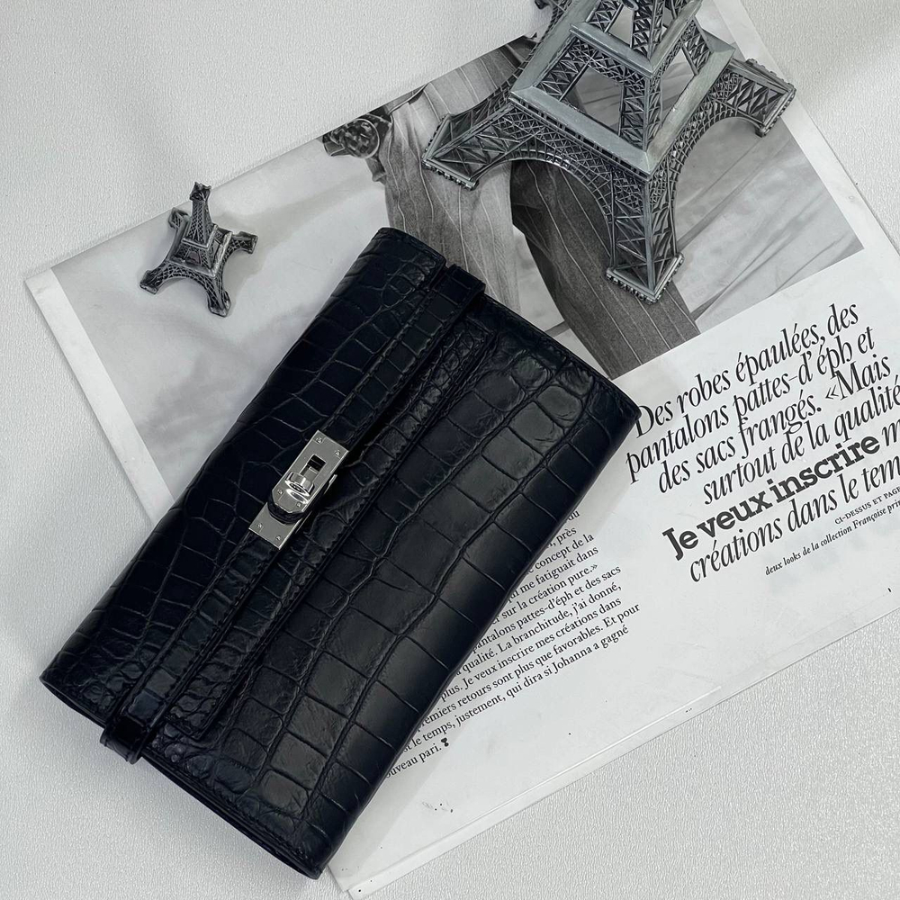 Клатч Hermes из кожи крокодила