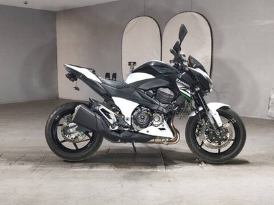 Kawasaki Z800 2013