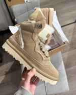 UGG