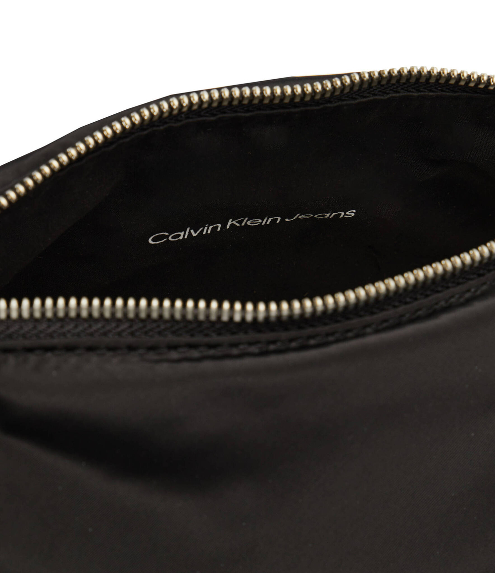 Сумка через плечо CALVIN KLEIN JEANS - черный(K60K612225)