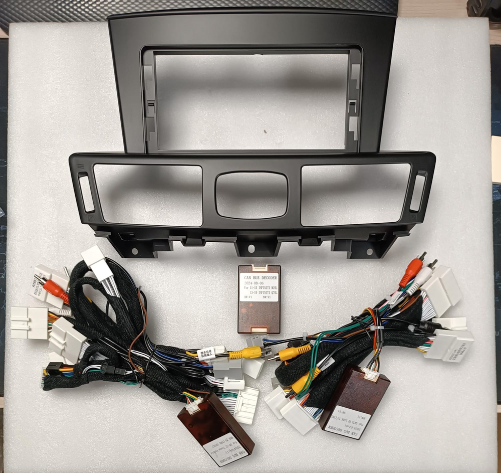 Установочный комплект для INFINITY Q70 2014-2018 low + high  KUBERG HP-9100-LZ
