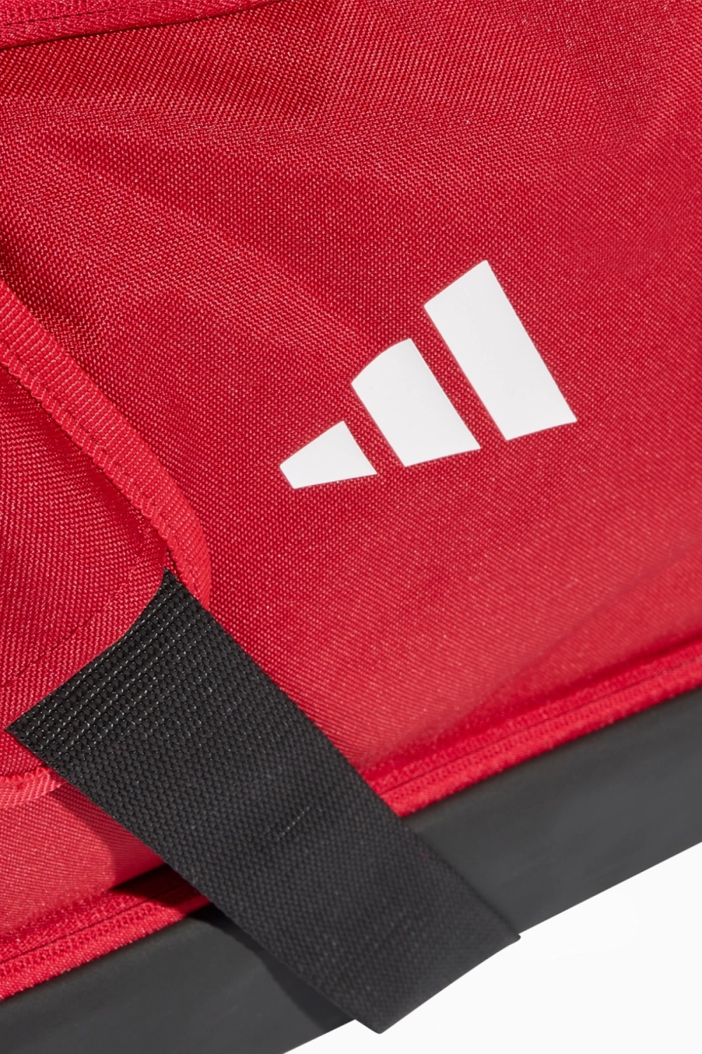 Сумка спортивная adidas Tiro Dufflebag BC M - красный