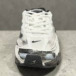 Nike Initiator • Black White