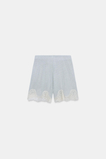 ШОРТЫ ИЗ ФАКТУРНОЙ ТКАНИ С КРУЖЕВОМ — ZARA