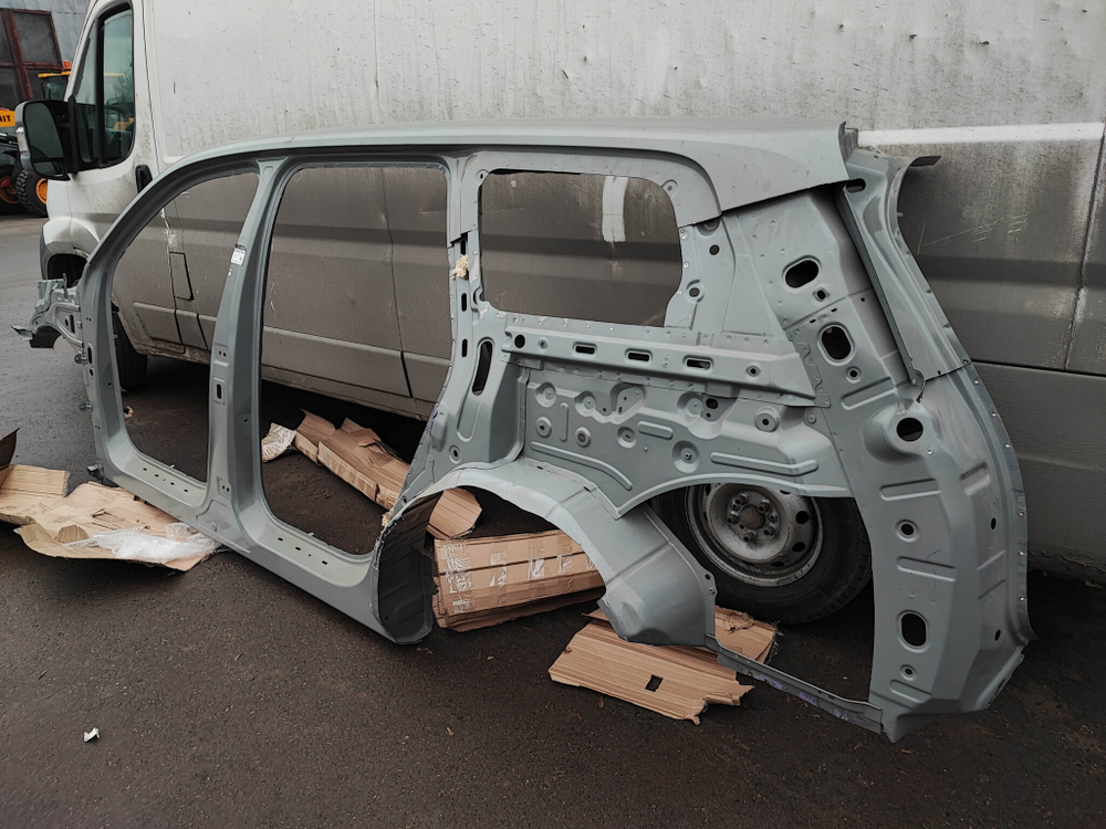 Боковина левая Exeed VX 21-нв Новая Оригинал 502001985AADYJ