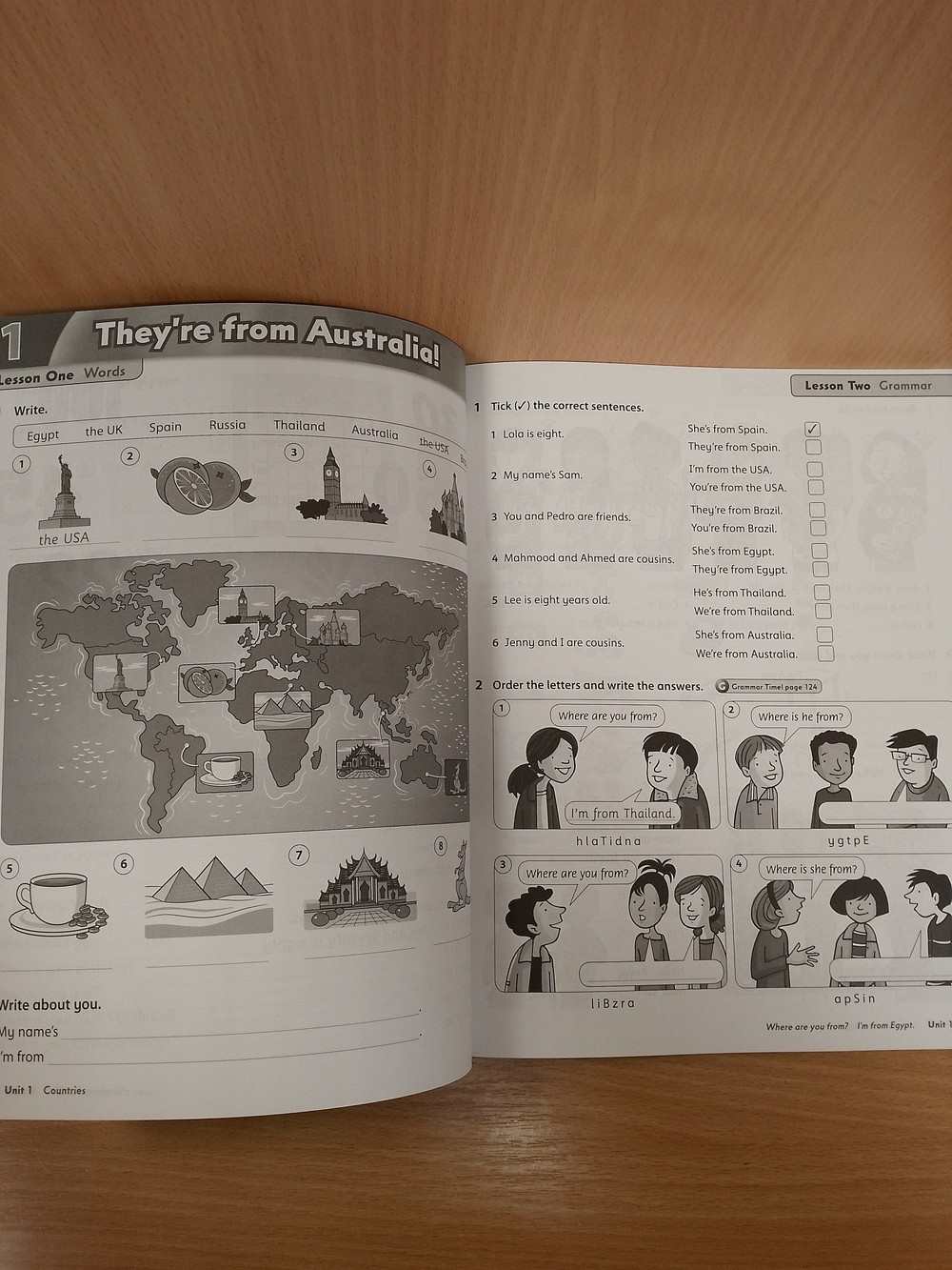 Family and Friends (2nd Edition) 3 Workbook