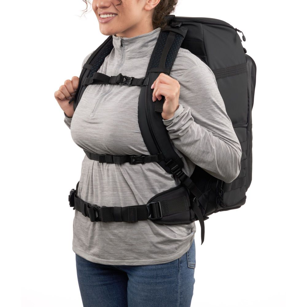 Фоторюкзак Tenba Axis v2 Tactical Backpack 32 Black 637-758