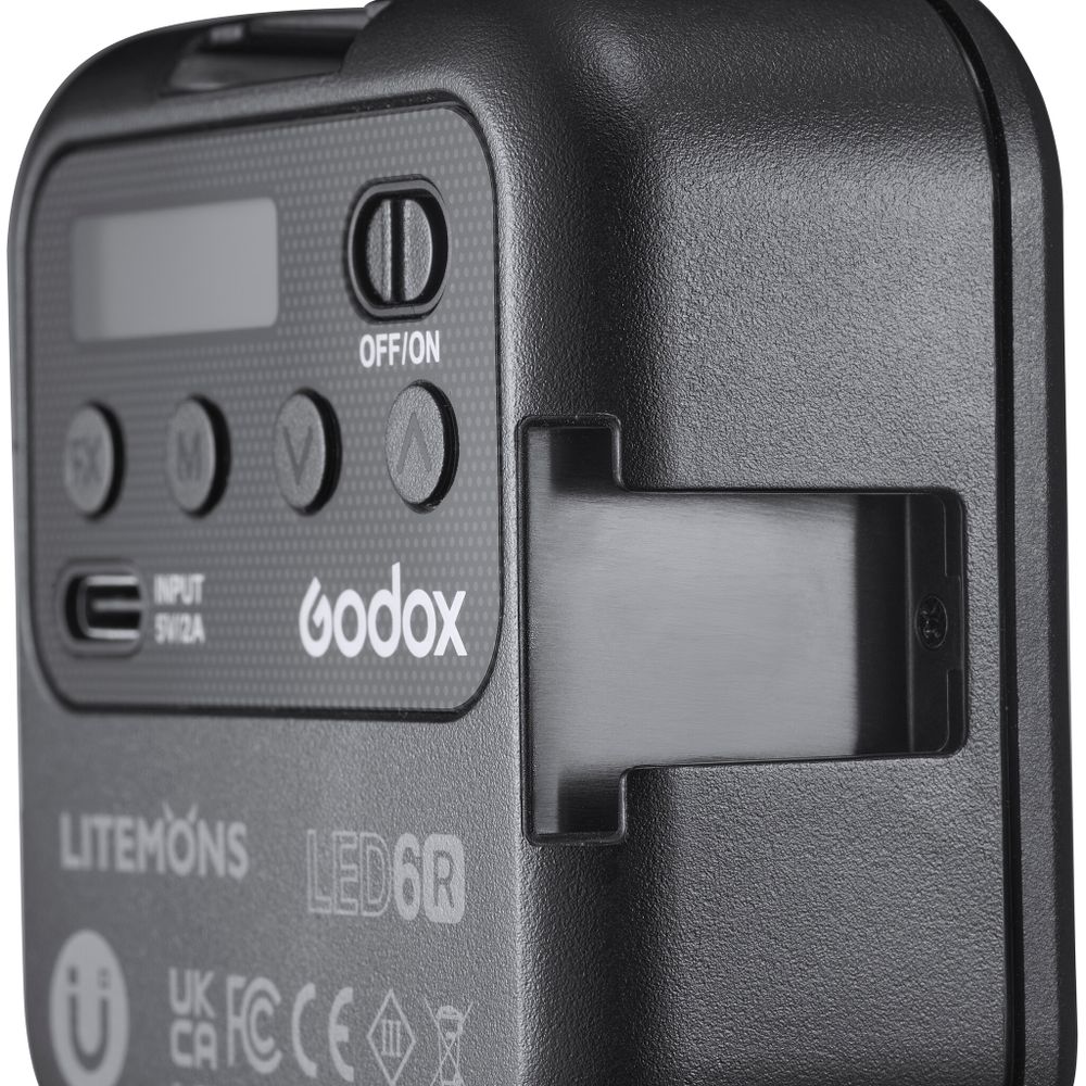 Светодиодный осветитель Godox LITEMONS LED6R RGB