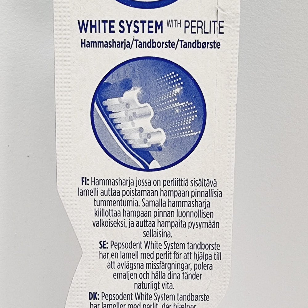 Pepsodent Зубная щетка с перлитом White System Medium средней жесткости, 1 шт., синего цвета (из Финляндии)