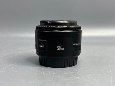 Canon EF 50mm f/1.8 II
