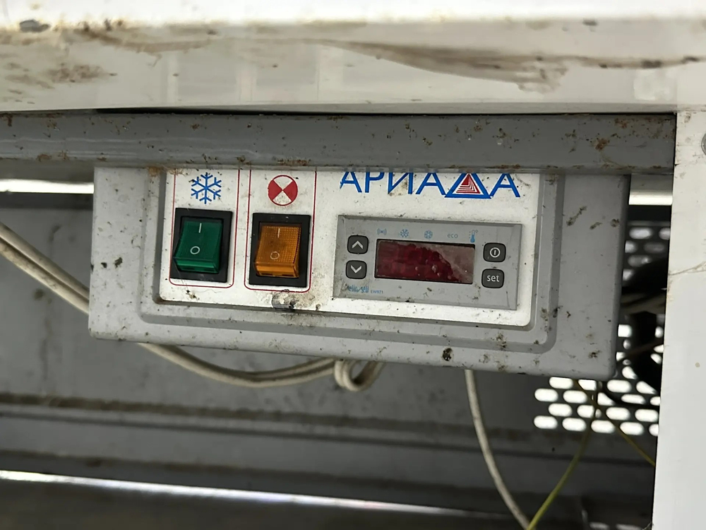 Витрина холодильная Ariada ВУЗ - 160 - 01