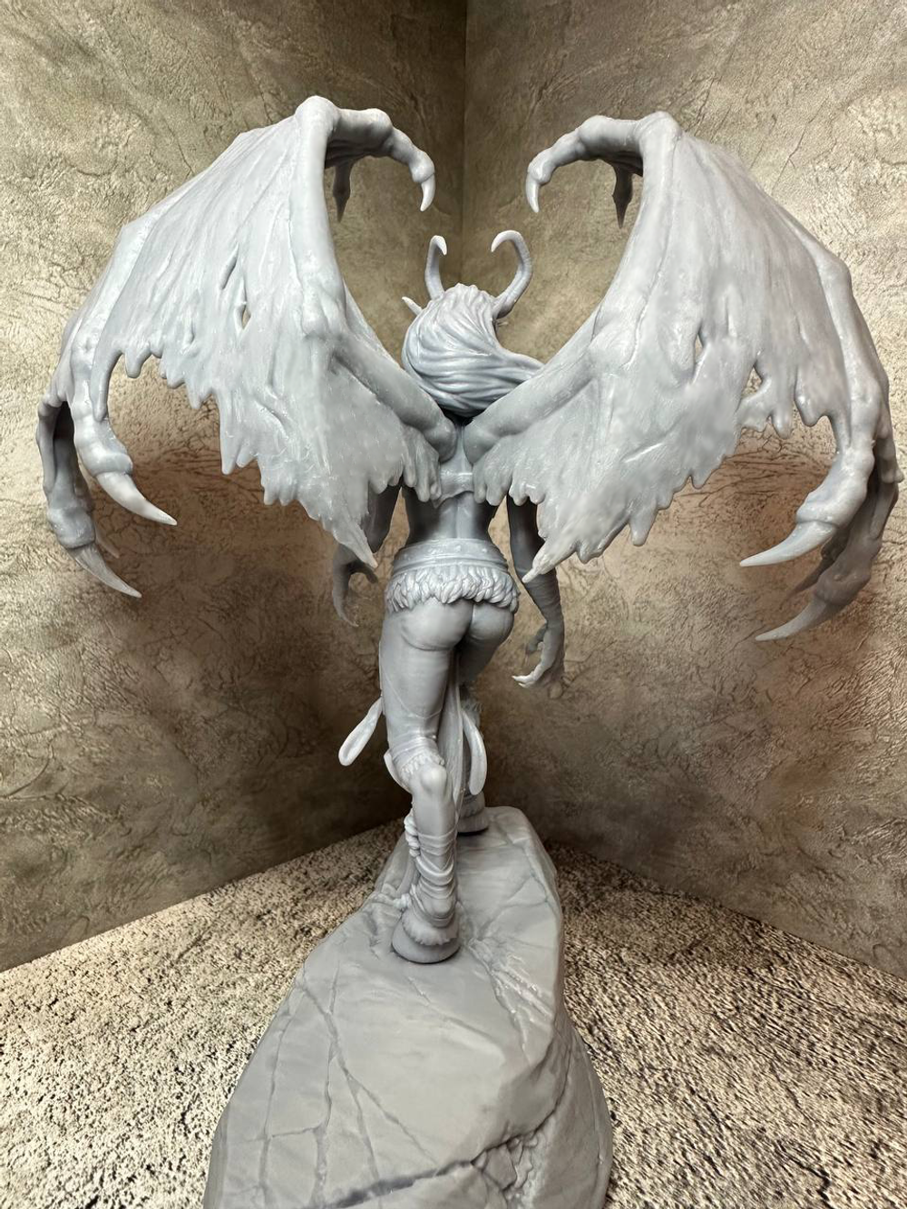Demon Hunter World of Warcraft фигурка