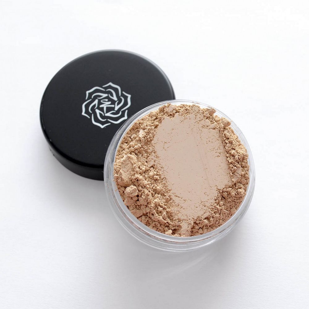 Основа сатиновая мерцающая  NM1 Бежевый, 8гр (Kristall Minerals Cosmetics)