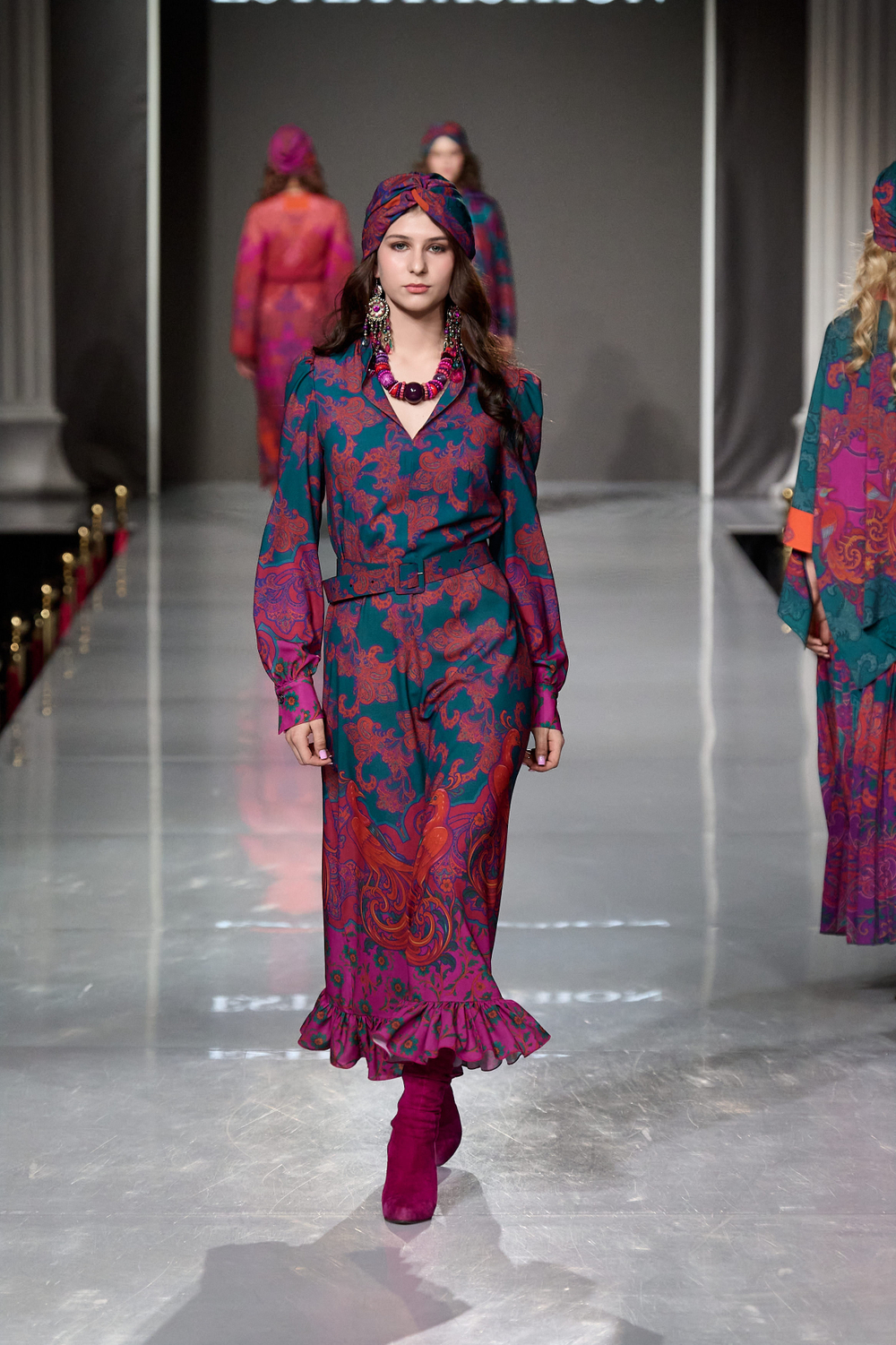 Estet Fashion Week. Садко