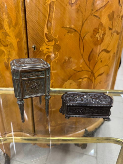 Старинные шкатулки 2 шт