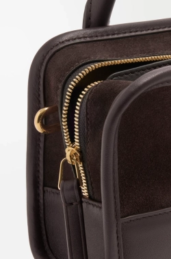 Loewe Мини-сумка Amazona 180 из мягкой телячьей кожи, темно-каштановый