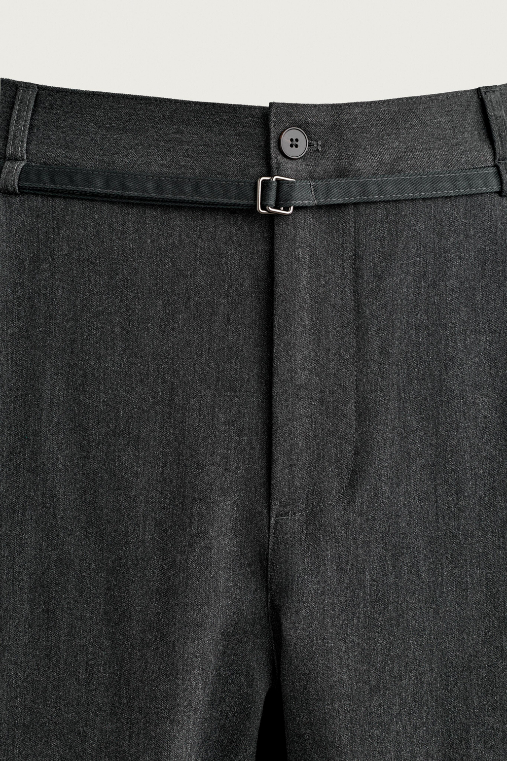 БРЮКИ BALLOON FIT С РЕМНЕМ И ЗАЩИПАМИ — ZARA