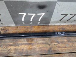 Уплотнитель стекла двери передней правой Jaecoo J7 23-нв Б/У Оригинал 554001384AA