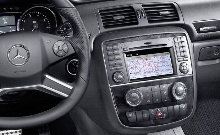 Магнитола для Mercedes-Benz R (W251) 2005-2015 - Parafar PF212FHD на Android 13, CarPlay, 4G SIM-слот
