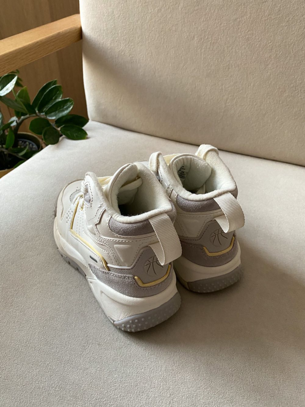Кеды Zara