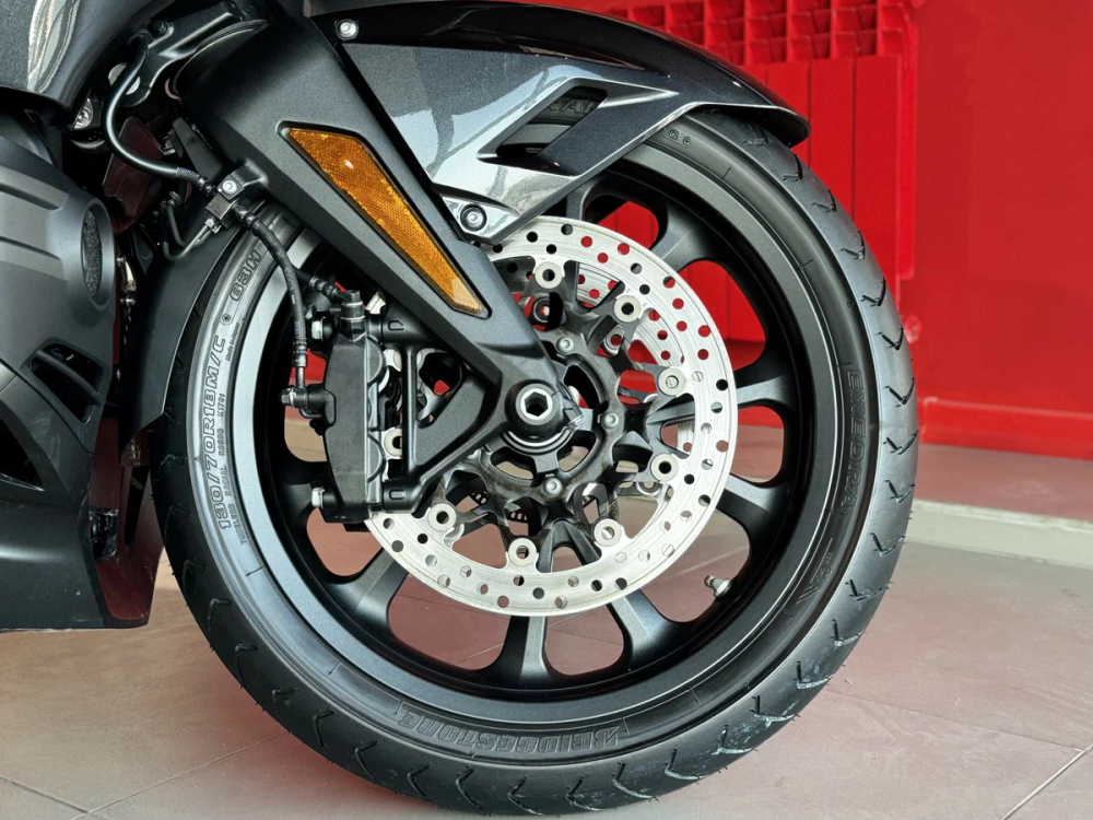 Honda GL 1800 Gold Wing, 2026 с полным НДС