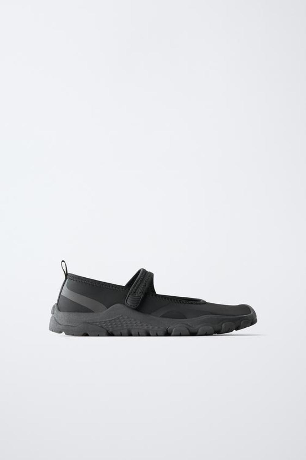 ZARA СПОРТИВНЫЕ БАЛЕТКИ BAREFOOT, ЧЕРНЫЙ