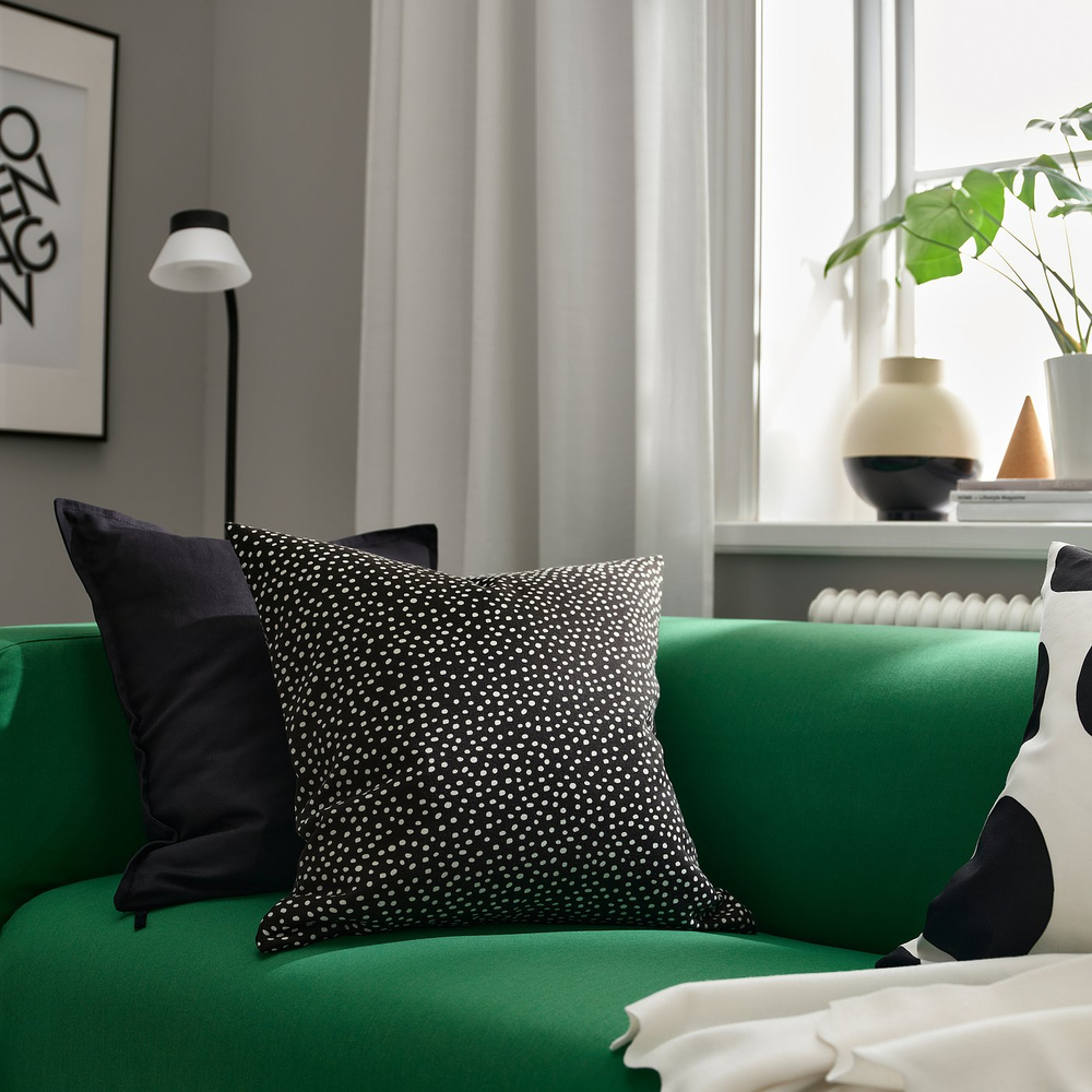 IKEA BJÖRKGRÅMAL  (ИКЕА БЙЁРКГРОМАЛ)  -  Наволочка декоративная - чёрная/белая 50x50 см