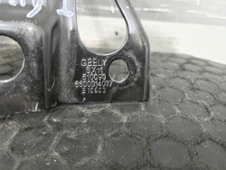 Кронштейн замка капота Geely Coolray 19-нв Б/У Оригинал 6600014077