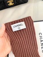 Женские перчатки Chanel — коричневые с длинными трикотажными манжетами — фото 3