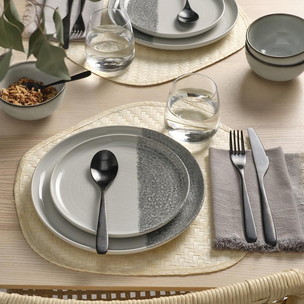 IKEA KRUSTISTEL  (ИКЕА КРУСТИСТЕЛ)  -  Тарелка - узор/серый 25 см