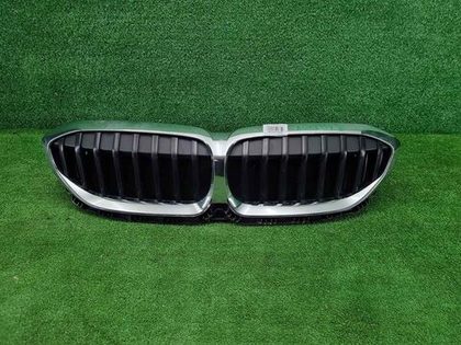 Решетка радиатора BMW 3er G20 (2018-2022)