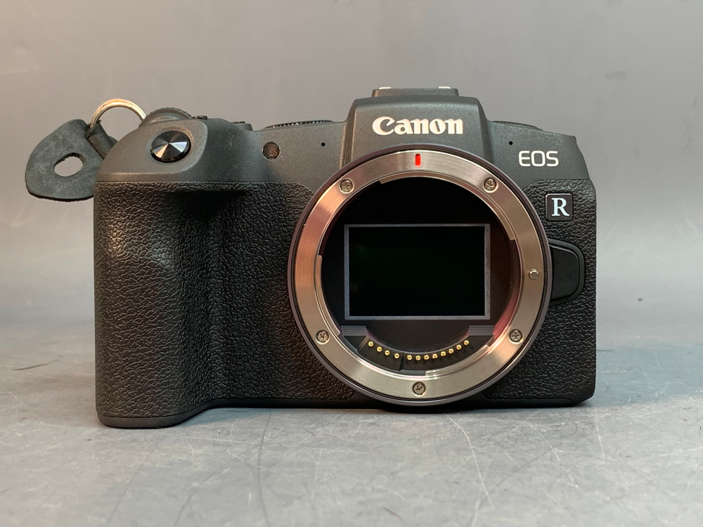 Canon EOS RP 3.200 кадров