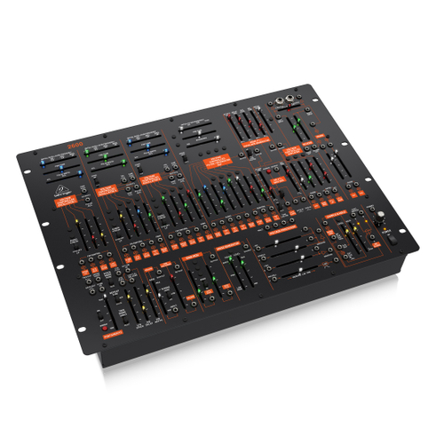 BEHRINGER 2600 - полумодульный рековый синтезатор