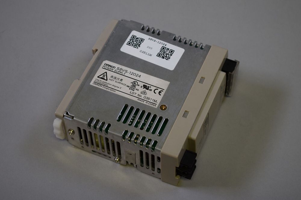 Блок питания OMRON S8VS-12024 Блок питания OMRON S8VS-12024