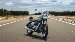 Royal Enfield Meteor 350 Aurora Green
