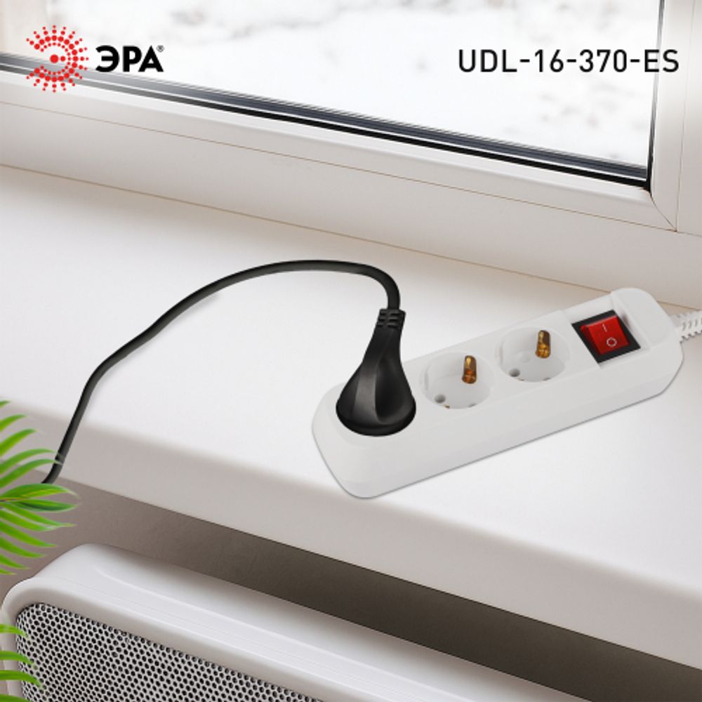 Удлинитель электрический ЭРА UDL-16-370-ES Greenline 3 розетки с заземлением с выключателем 7м ПВС 3x1мм2 | Электротовары