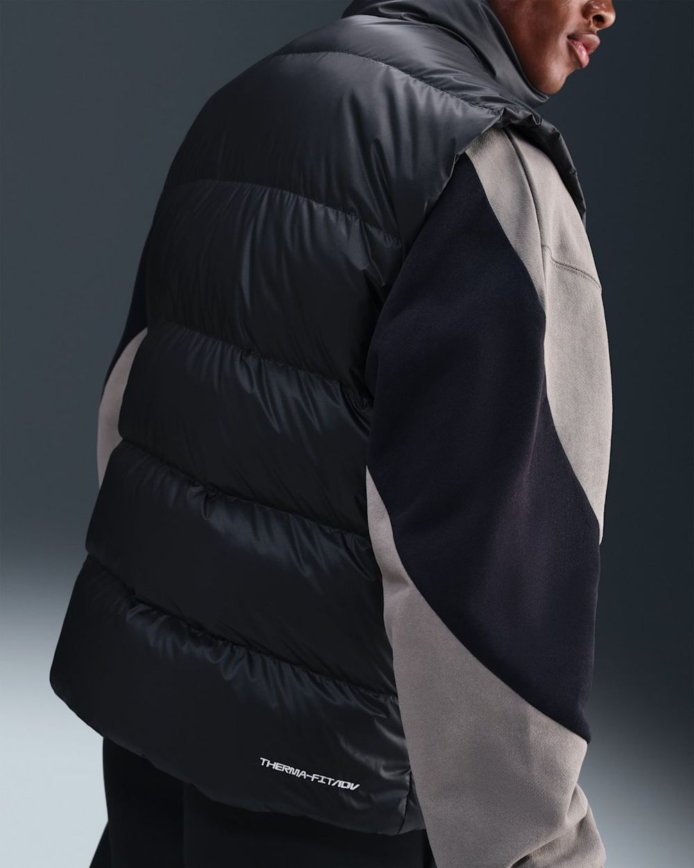 Жилет утепленный мужской NIKE M NK WINDRUNNER STMNT VEST DWN